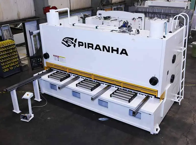 Piranha Hydraulic Shears other angle